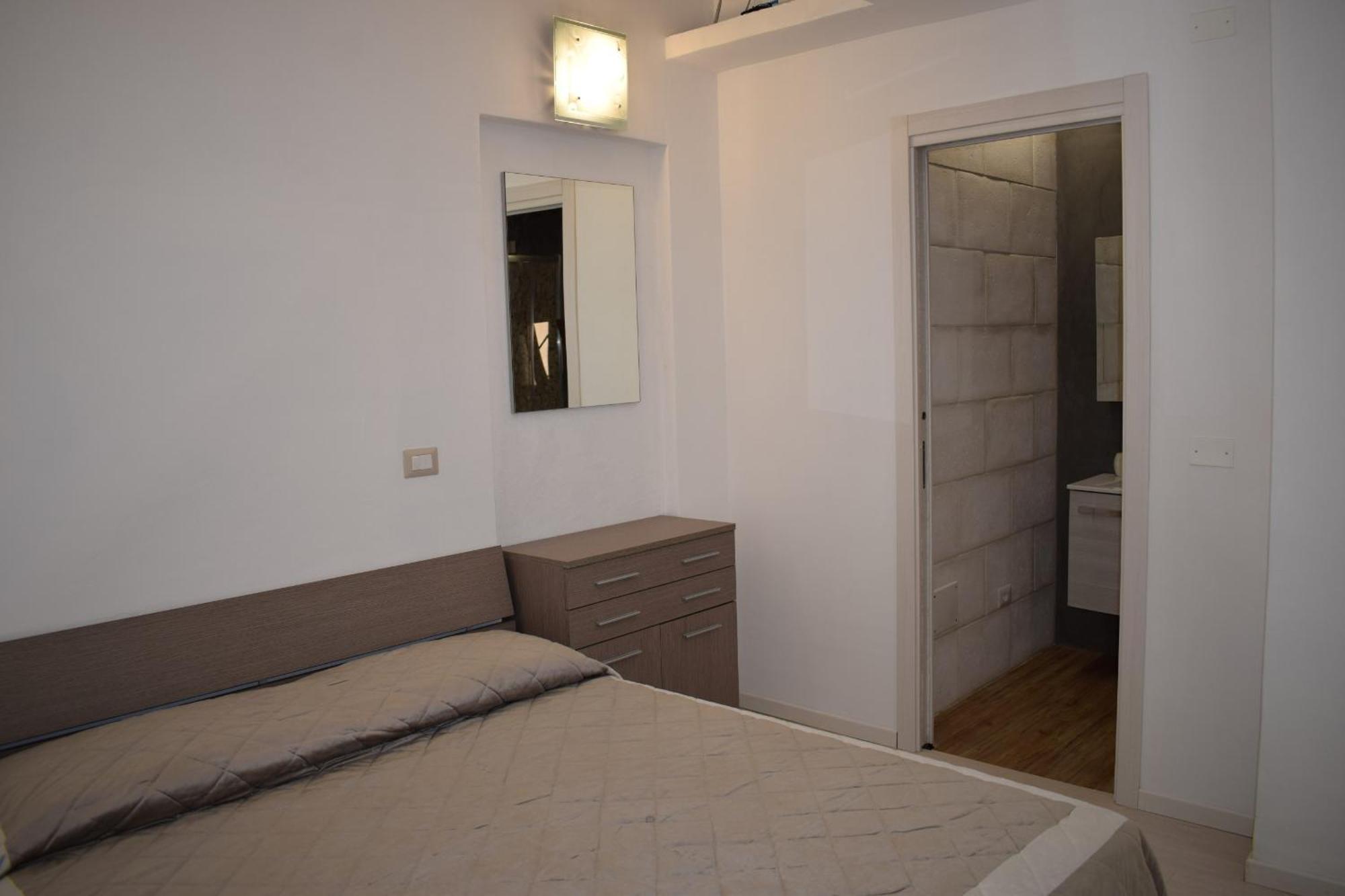 Villaggio Est Affittacamere San Teodoro  Habitación foto